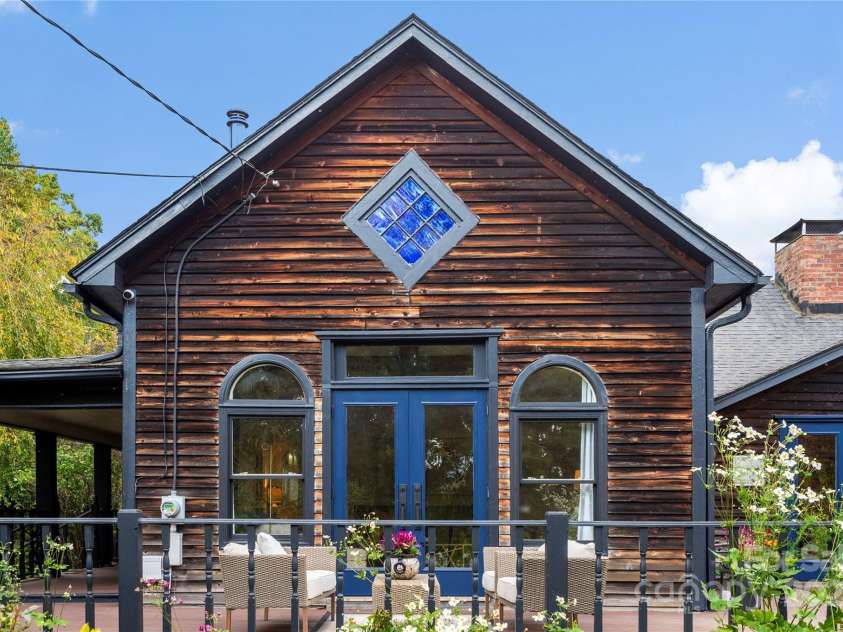 528 Padgettown Road, Black Mountain, NC 28711.  MLS# CAR4261507, YatesRealty ID 1499. 