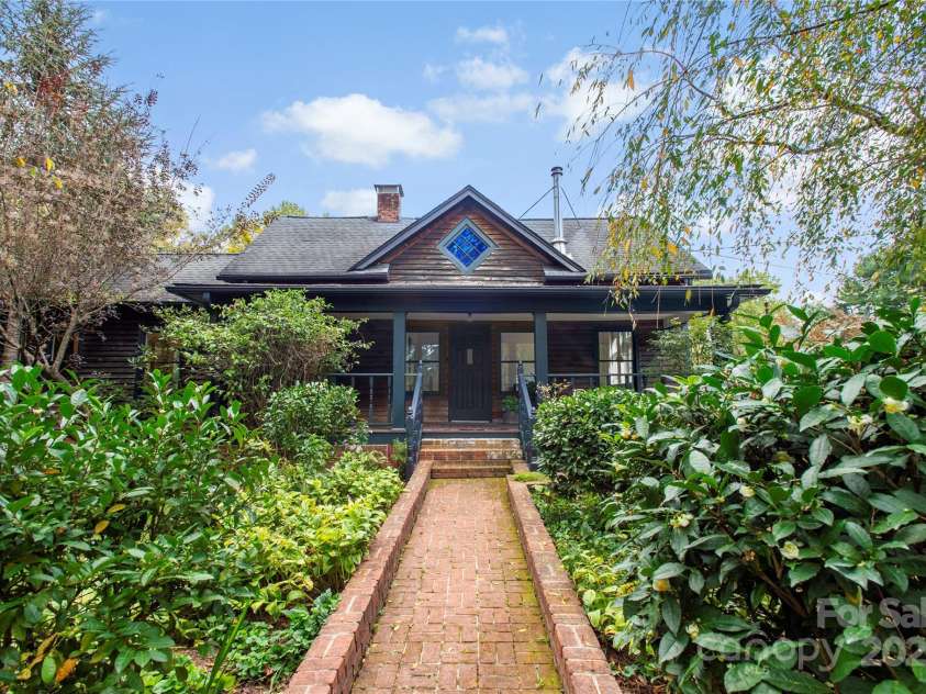 528 Padgettown Road, Black Mountain, NC 28711.  MLS# CAR4261507, YatesRealty ID 1499. Original Front of House