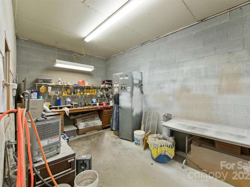 150 Sorghum Drive, Waynesville, NC 28785.  MLS# CAR4251906, YatesRealty ID 14990. 