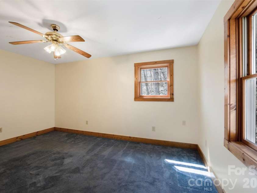 150 Sorghum Drive, Waynesville, NC 28785.  MLS# CAR4251906, YatesRealty ID 14990. 