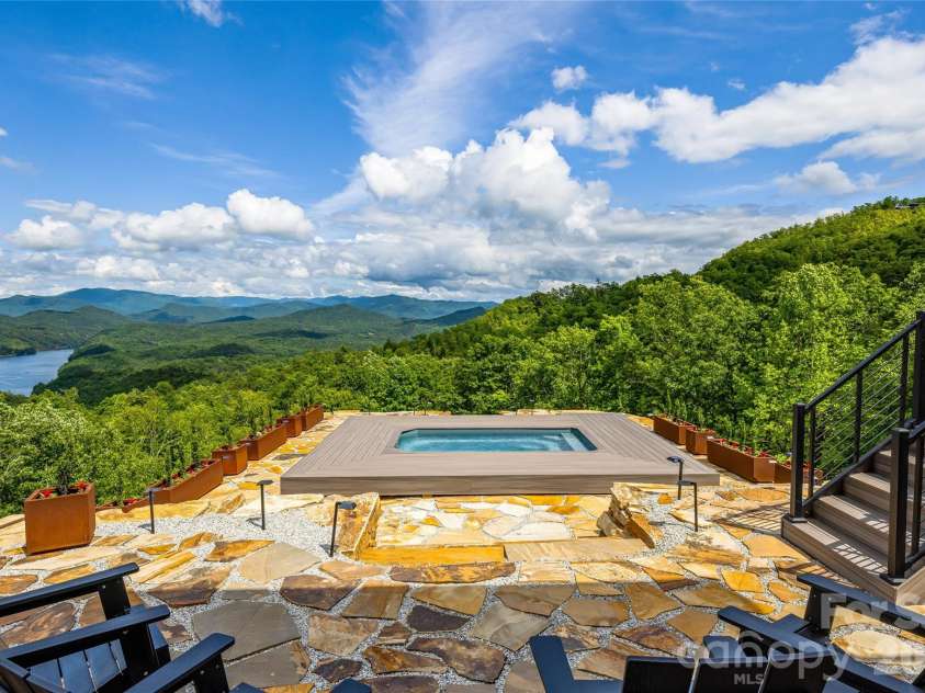 840 Fontana Trace Drive, Almond, NC 28702.  MLS# CAR4369929, YatesRealty ID 14992. 