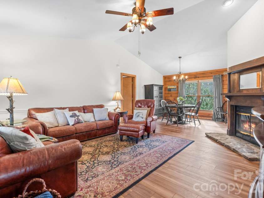 350 Eureka Hills Circle, Boone, NC 28607.  MLS# CAR4366812, YatesRealty ID 14993. 