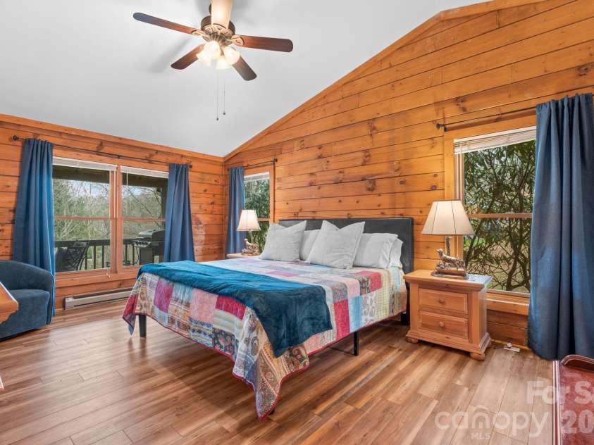 350 Eureka Hills Circle, Boone, NC 28607.  MLS# CAR4366812, YatesRealty ID 14993. 