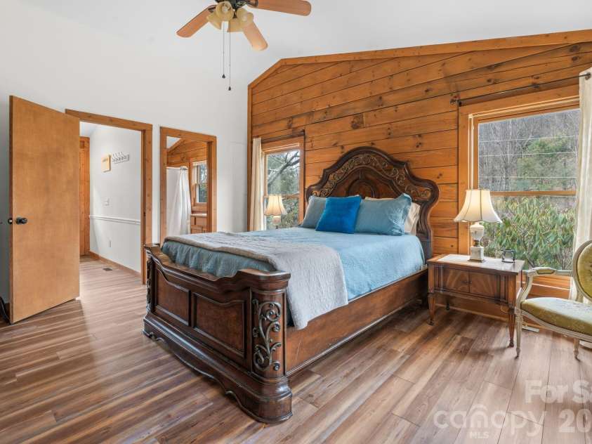 350 Eureka Hills Circle, Boone, NC 28607.  MLS# CAR4366812, YatesRealty ID 14993. 