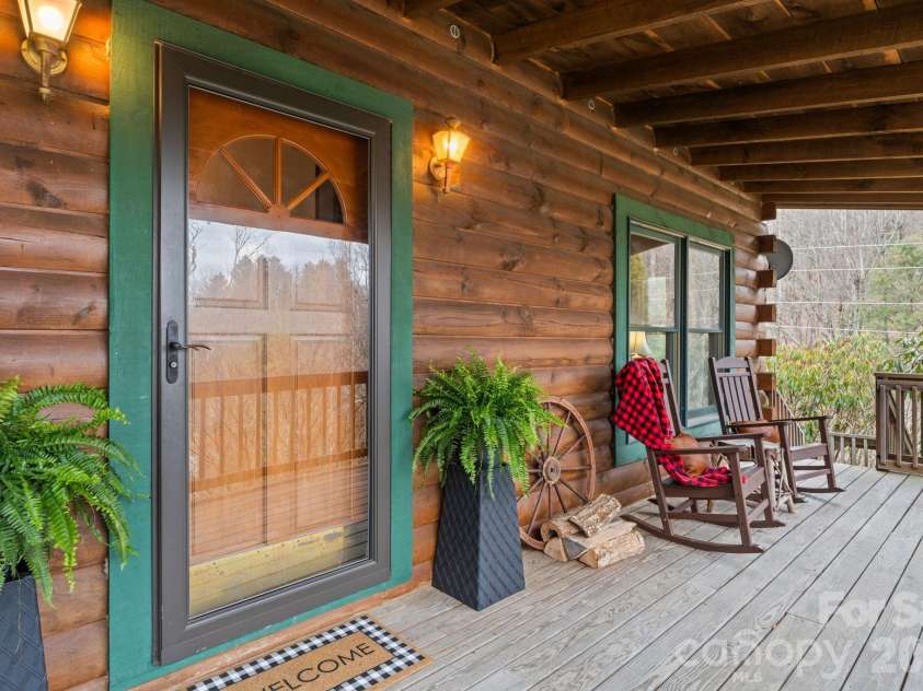 350 Eureka Hills Circle, Boone, NC 28607.  MLS# CAR4366812, YatesRealty ID 14993. 