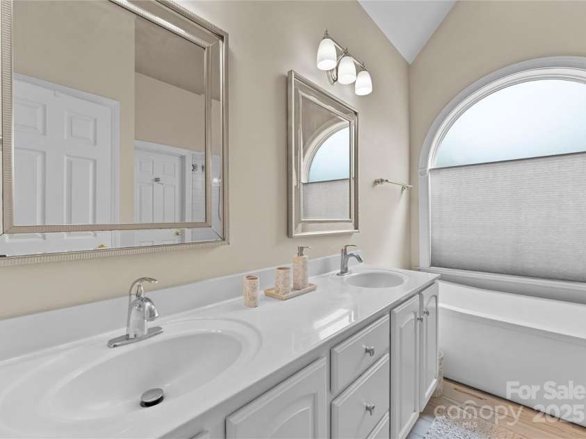 502 Fly Fisher Drive, Salisbury, NC 28147.  MLS# CAR4252456, YatesRealty ID 14993. 