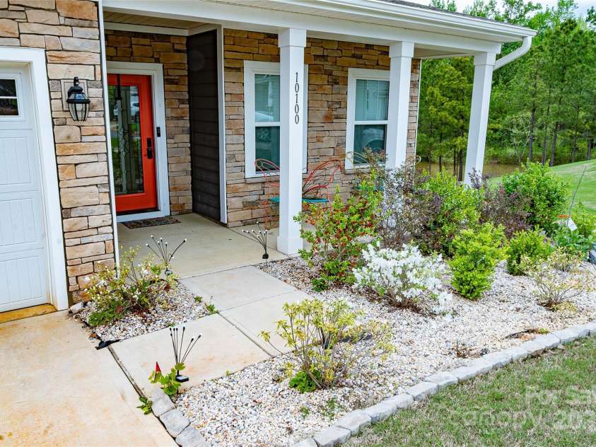 10100 Jack Nicklaus Drive, Lancaster, SC 29720.  MLS# CAR4259965, YatesRealty ID 14994. 