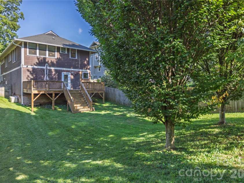 38 Austin Avenue, Asheville, NC 28801.  MLS# CAR4364938, YatesRealty ID 14994. Sunny rear deck