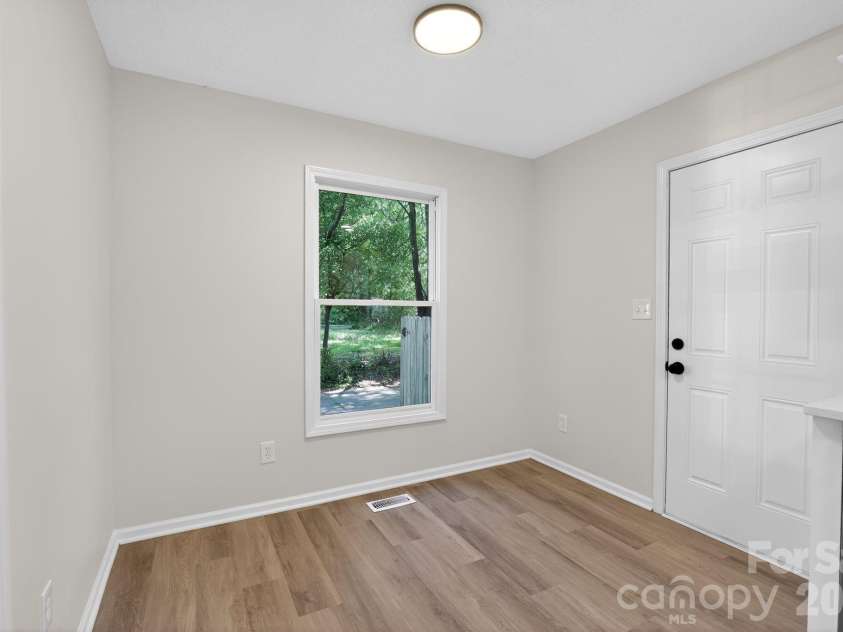 208 Pasour Street, Dallas, NC 28034.  MLS# CAR4371134, YatesRealty ID 14995. 