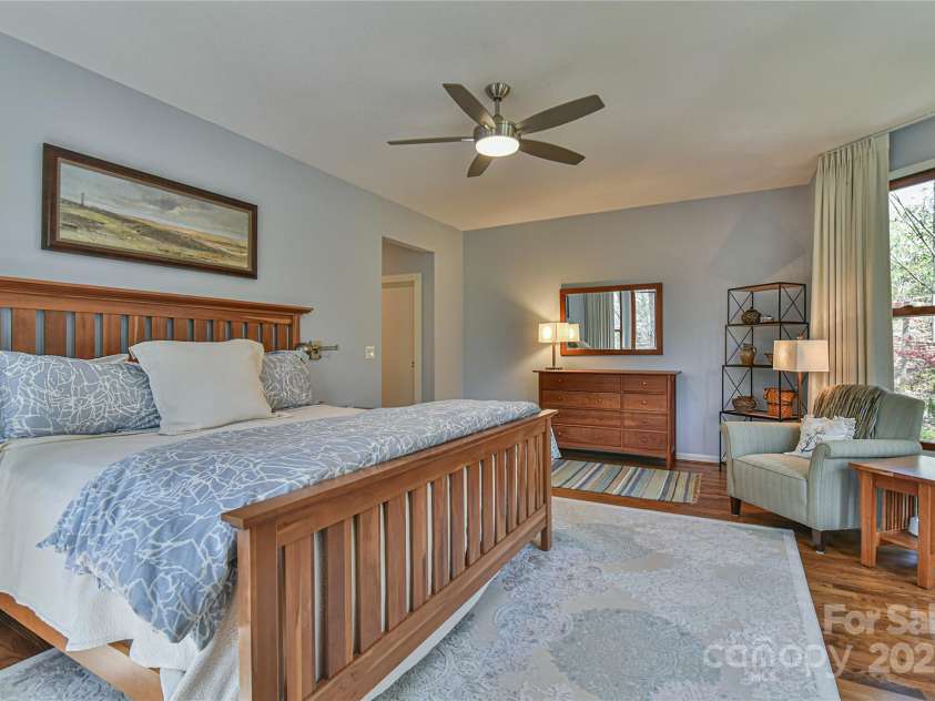 306 View Street, Black Mountain, NC 28711.  MLS# CAR4241357, YatesRealty ID 14995. Elegant