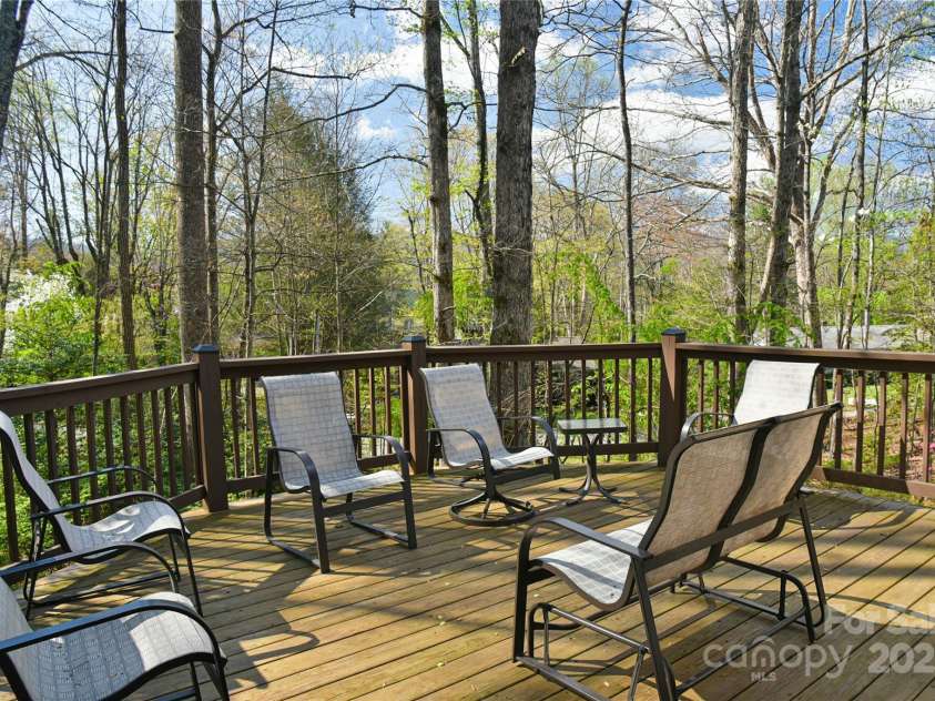 306 View Street, Black Mountain, NC 28711.  MLS# CAR4241357, YatesRealty ID 14995. Open Side Deck