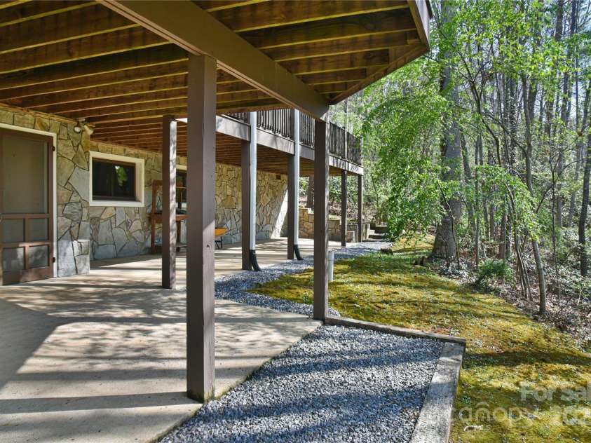 306 View Street, Black Mountain, NC 28711.  MLS# CAR4241357, YatesRealty ID 14995. Outside Entrance to Basement