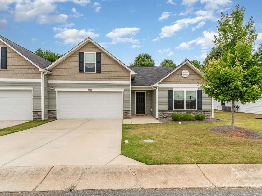 1405 Amberlight Circle, Salisbury, NC 28144.  MLS# CAR4262875, YatesRealty ID 14996. 