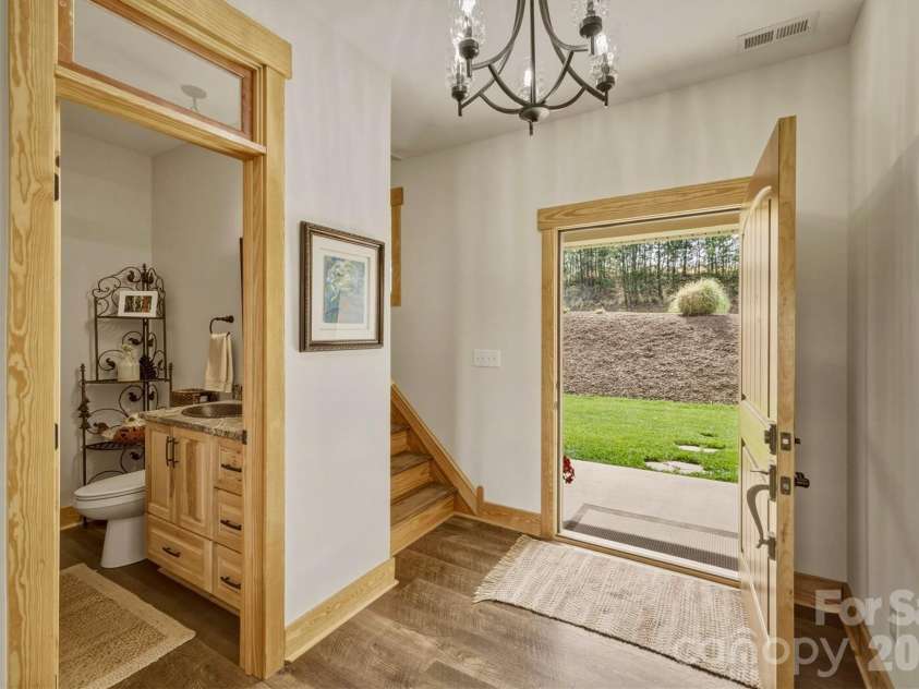 1510 High Valley Way, Lenoir, NC 28645.  MLS# CAR4356151, YatesRealty ID 14996. 