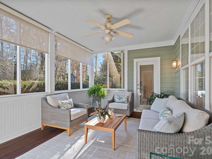 21307 Island Forest Drive, Cornelius, NC 28031.  MLS# CAR4325420, YatesRealty ID 14998. 