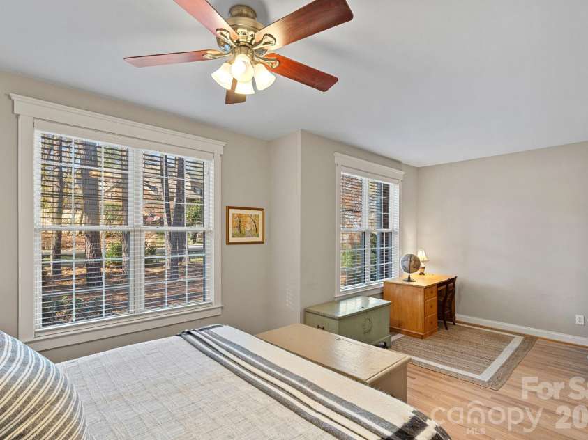 21307 Island Forest Drive, Cornelius, NC 28031.  MLS# CAR4325420, YatesRealty ID 14998. 