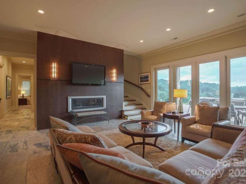 15 Water View Court, Travelers Rest, SC 29690.  MLS# CAR4300904, YatesRealty ID 15. 