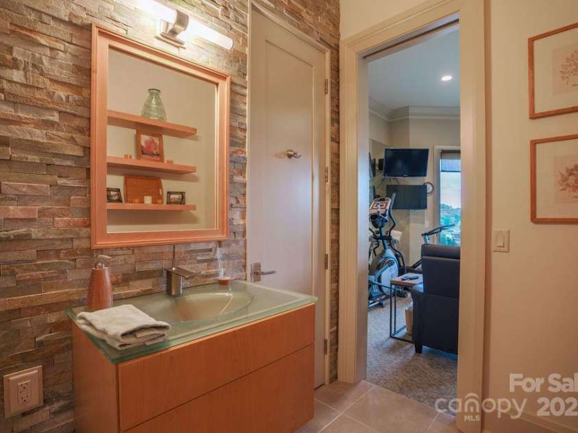 15 Water View Court, Travelers Rest, SC 29690.  MLS# CAR4300904, YatesRealty ID 15. 