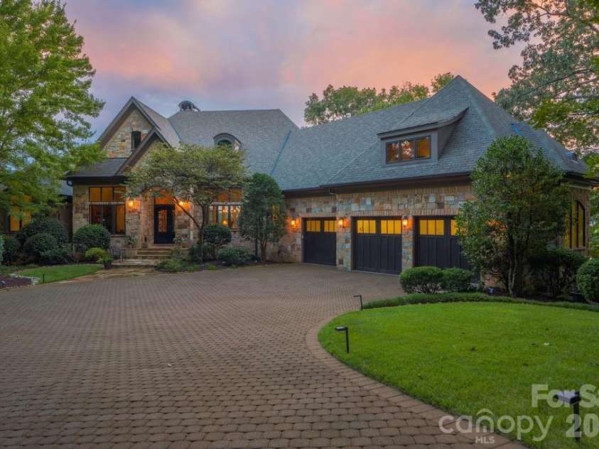 15 Water View Court, Travelers Rest, SC 29690.  MLS# CAR4300904, YatesRealty ID 15. 