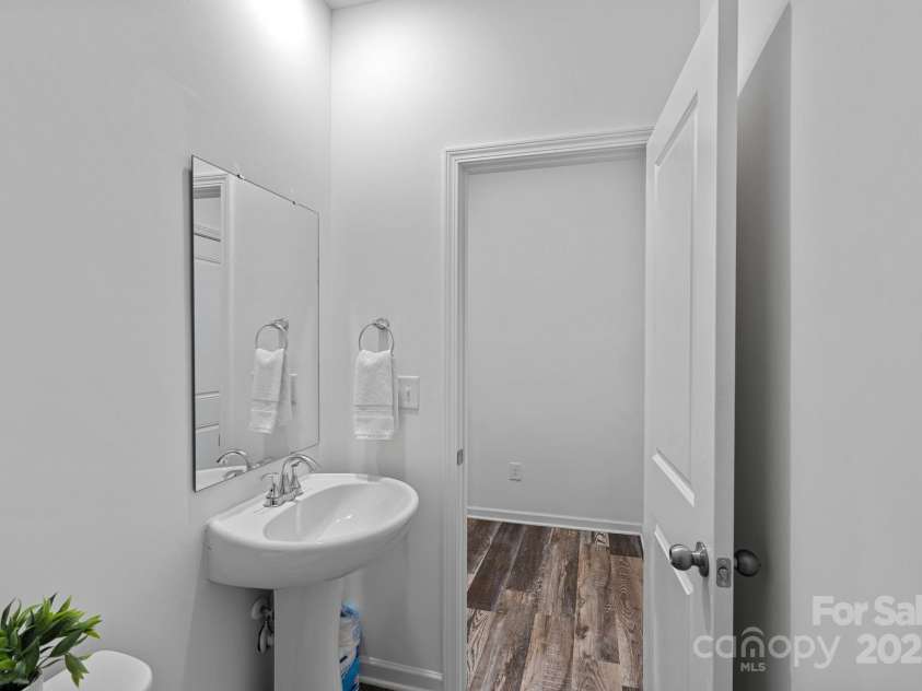 724 Kelly Street, Statesville, NC 28677.  MLS# CAR4273857, YatesRealty ID 150. 