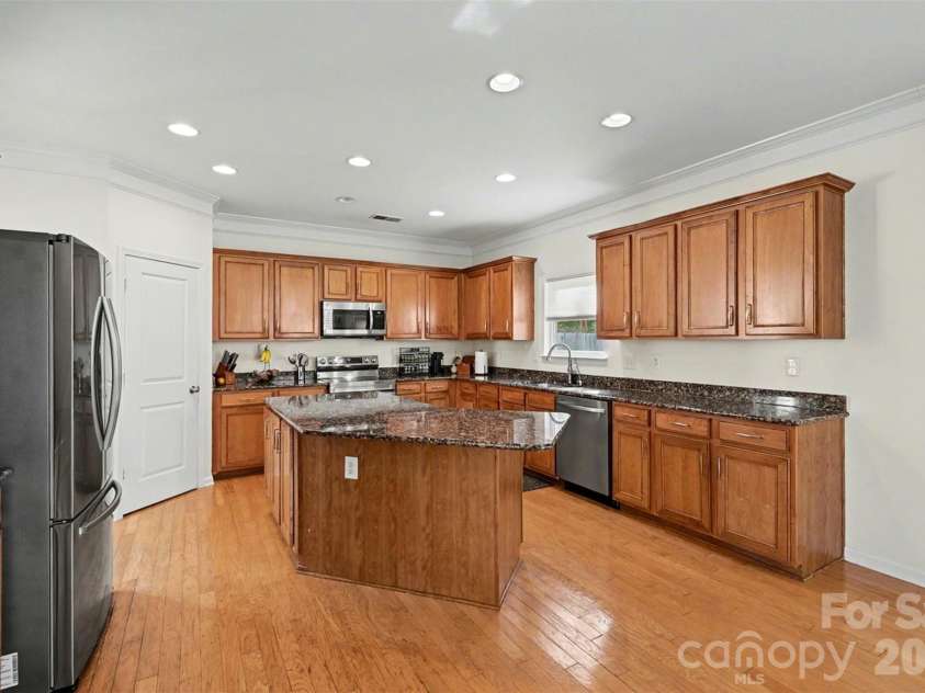 12700 Oldehurst Place, Charlotte, NC 28262.  MLS# CAR4373050, YatesRealty ID 15000. 