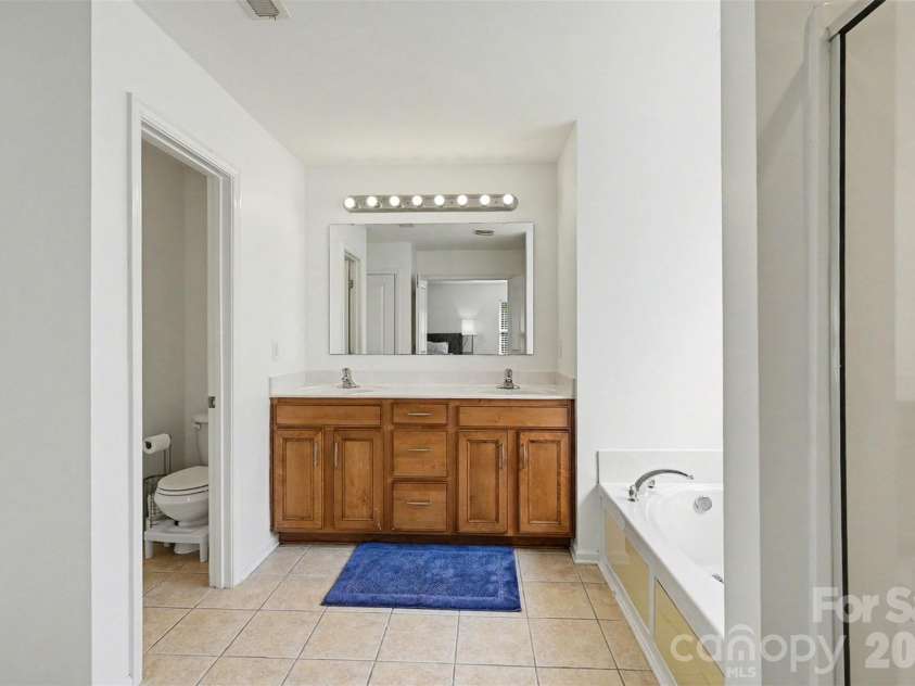 12700 Oldehurst Place, Charlotte, NC 28262.  MLS# CAR4373050, YatesRealty ID 15000. 