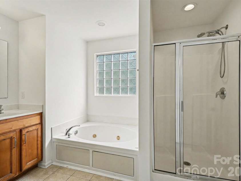 12700 Oldehurst Place, Charlotte, NC 28262.  MLS# CAR4373050, YatesRealty ID 15000. 