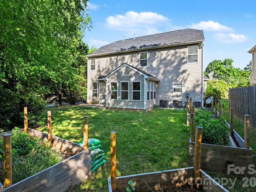 12700 Oldehurst Place, Charlotte, NC 28262.  MLS# CAR4373050, YatesRealty ID 15000. 