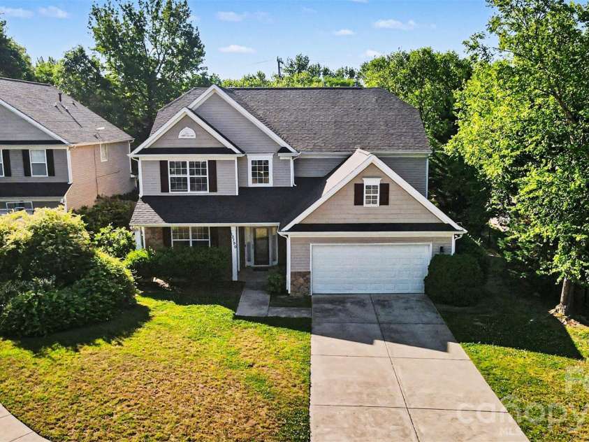 12700 Oldehurst Place, Charlotte, NC 28262.  MLS# CAR4373050, YatesRealty ID 15000. 