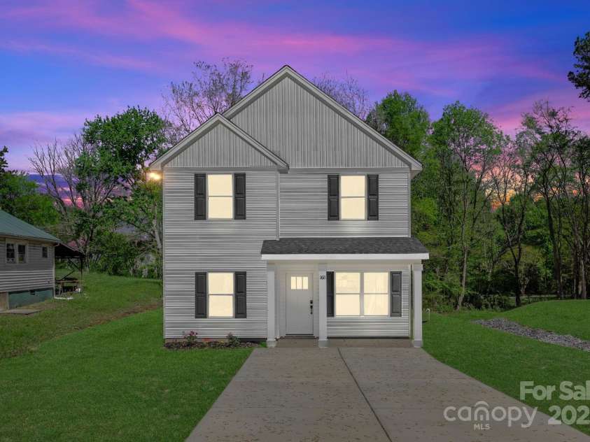 1611 Carlton Avenue, Kannapolis, NC 28083.  MLS# CAR4234812, YatesRealty ID 15002. House frontage