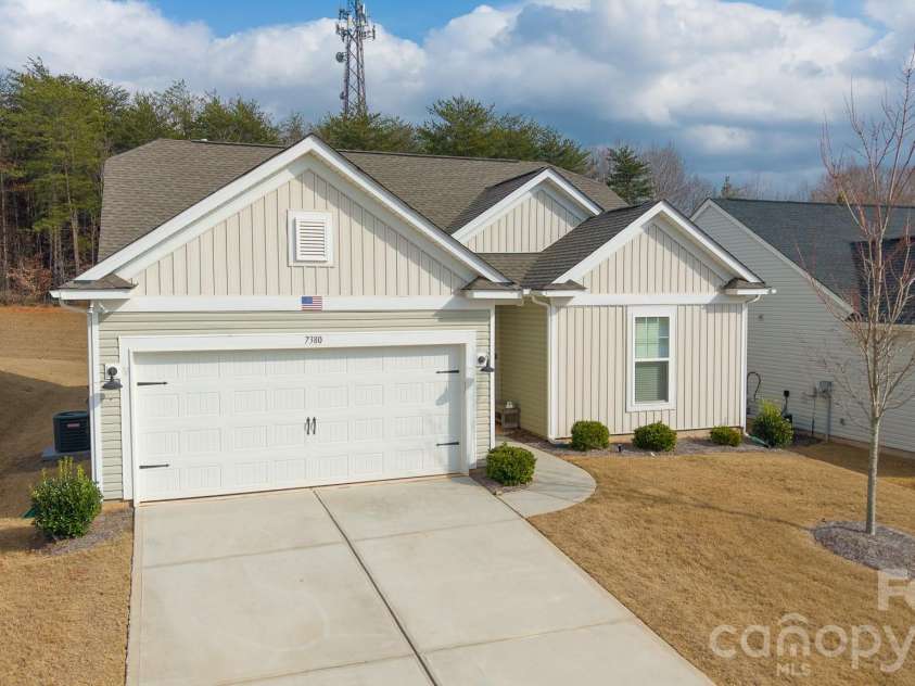 7380 Latham Way, Denver, NC 28037.  MLS# CAR4346539, YatesRealty ID 15002. 