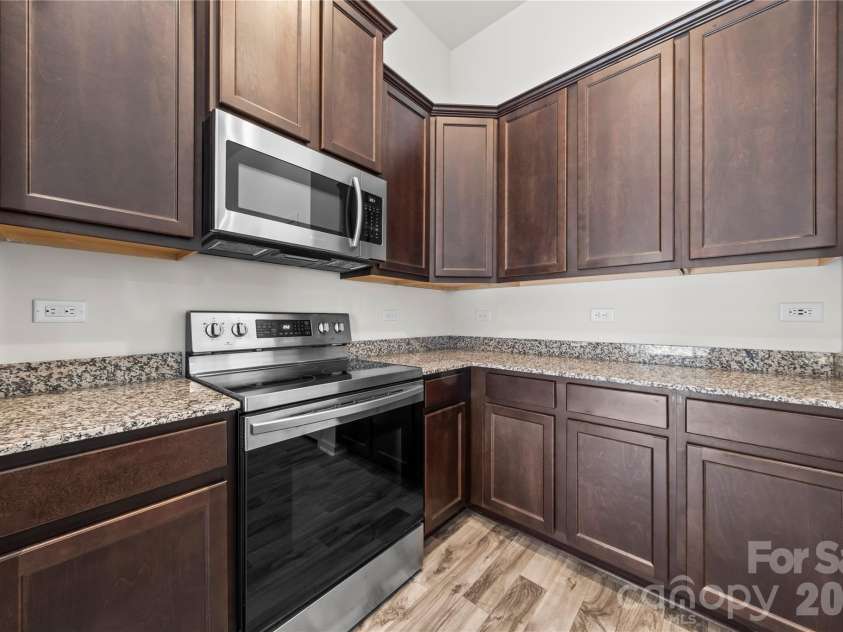7380 Latham Way, Denver, NC 28037.  MLS# CAR4346539, YatesRealty ID 15002. 