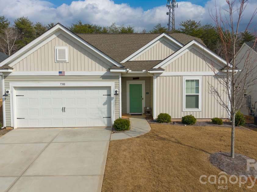 7380 Latham Way, Denver, NC 28037.  MLS# CAR4346539, YatesRealty ID 15002. 