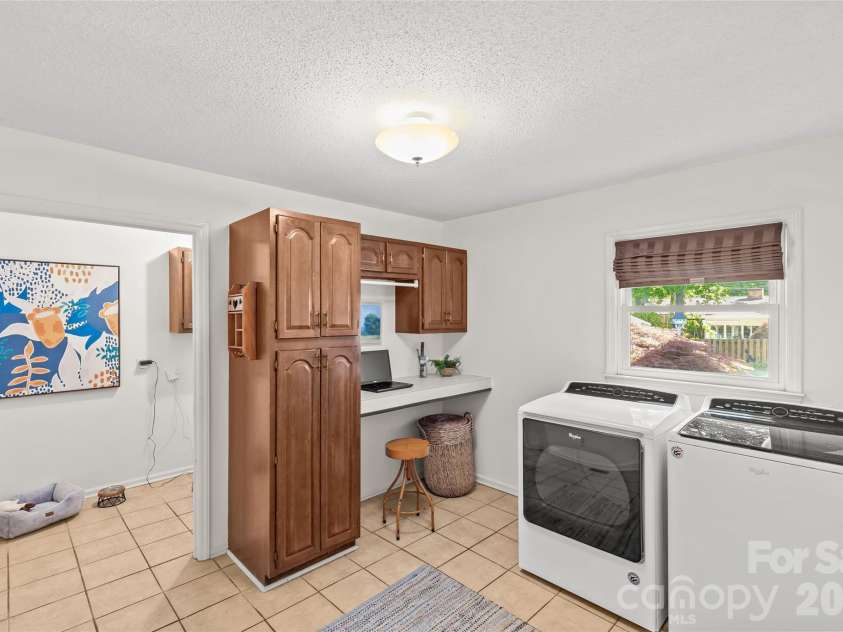 412 Scotland Drive, Kings Mountain, NC 28086.  MLS# CAR4370678, YatesRealty ID 15003. 