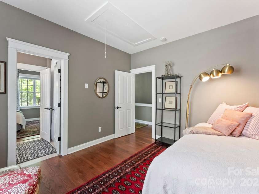 314 Center Drive, Davidson, NC 28036.  MLS# CAR4260518, YatesRealty ID 15004. 