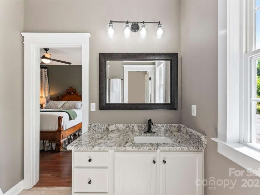 314 Center Drive, Davidson, NC 28036.  MLS# CAR4260518, YatesRealty ID 15004. 