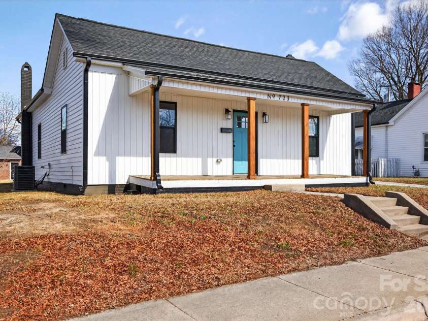 723 Dale Earnhardt Boulevard, Kannapolis, NC 28081.  MLS# CAR4350346, YatesRealty ID 15004. 