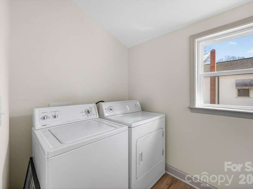 723 Dale Earnhardt Boulevard, Kannapolis, NC 28081.  MLS# CAR4350346, YatesRealty ID 15004. Laundry Room 
