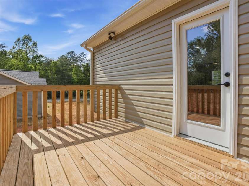 5961 Charlie Little Road, Granite Falls, NC 28630.  MLS# CAR4373617, YatesRealty ID 15005. 
