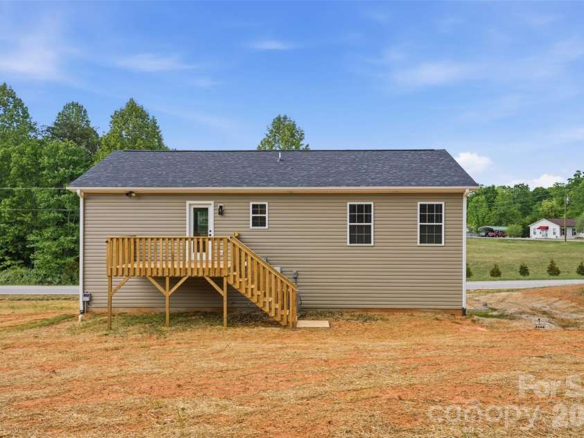 5961 Charlie Little Road, Granite Falls, NC 28630.  MLS# CAR4373617, YatesRealty ID 15005. 