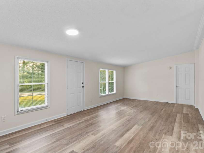 223 Ridge Creek Drive, Troutman, NC 28166.  MLS# CAR4418175, YatesRealty ID 15006. 