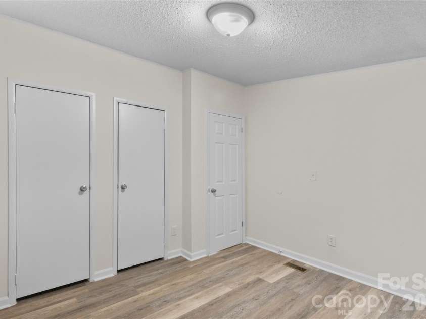 223 Ridge Creek Drive, Troutman, NC 28166.  MLS# CAR4418175, YatesRealty ID 15006. 