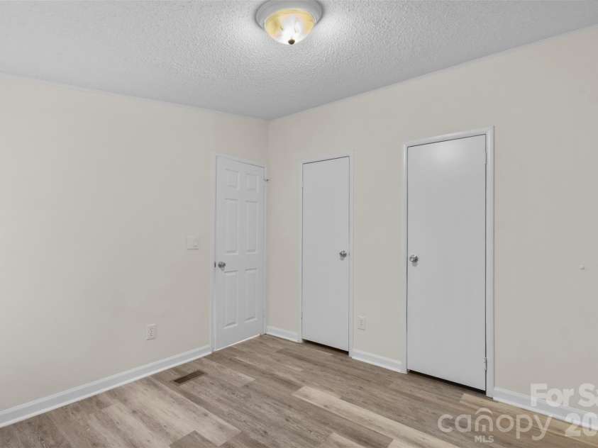 223 Ridge Creek Drive, Troutman, NC 28166.  MLS# CAR4418175, YatesRealty ID 15006. 