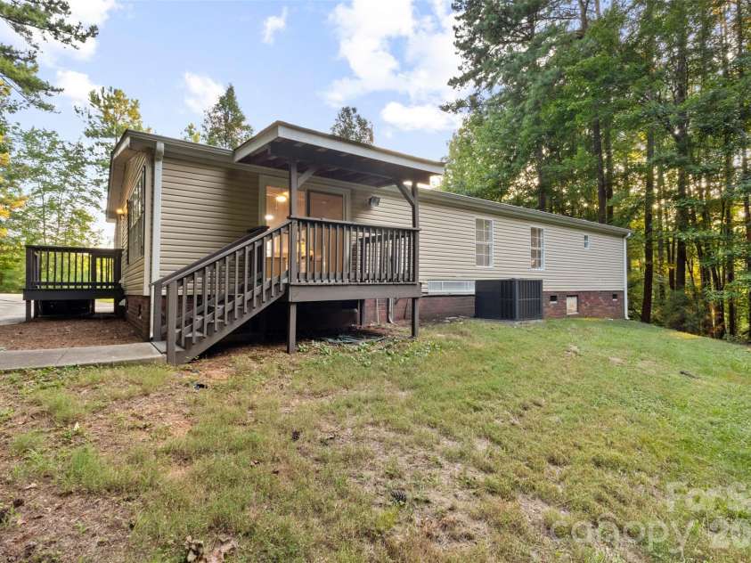 223 Ridge Creek Drive, Troutman, NC 28166.  MLS# CAR4418175, YatesRealty ID 15006. 