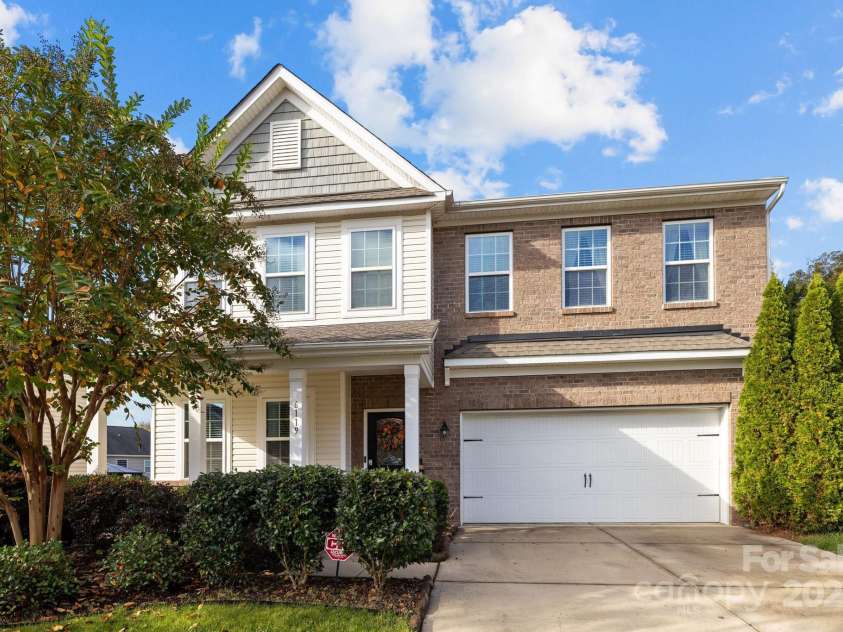 6119 Castlecove Road, Charlotte, NC 28278.  MLS# CAR4258193, YatesRealty ID 15007. 