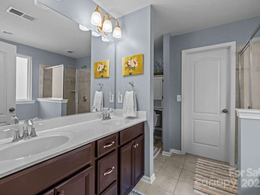 6119 Castlecove Road, Charlotte, NC 28278.  MLS# CAR4258193, YatesRealty ID 15007. 