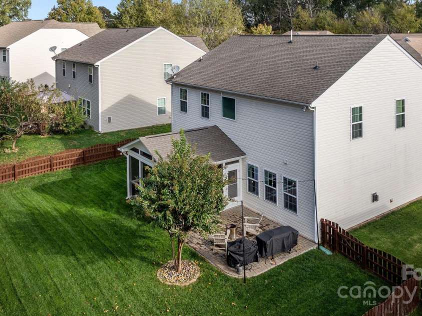 6119 Castlecove Road, Charlotte, NC 28278.  MLS# CAR4258193, YatesRealty ID 15007. 