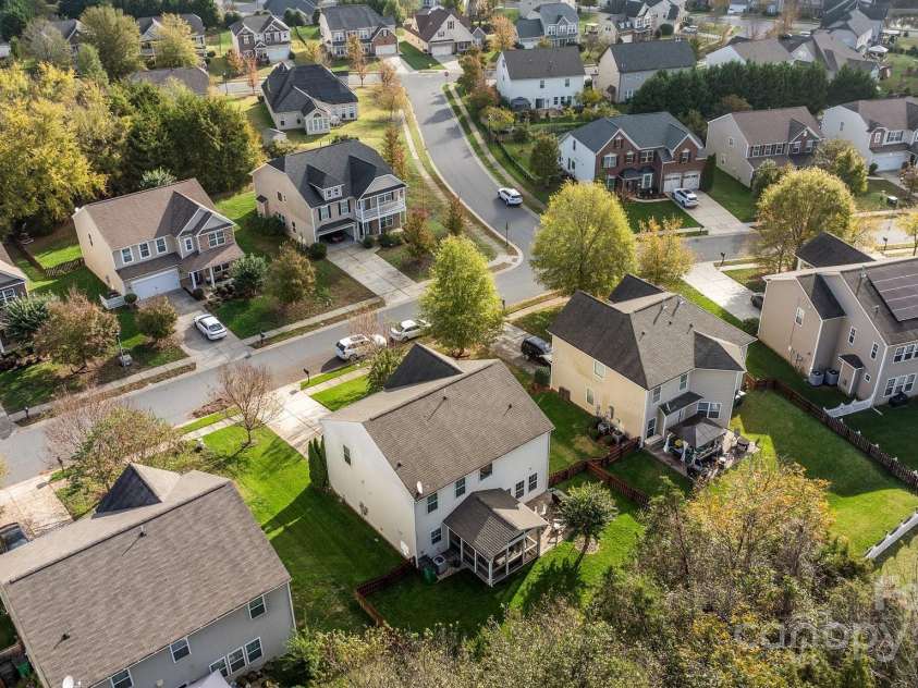 6119 Castlecove Road, Charlotte, NC 28278.  MLS# CAR4258193, YatesRealty ID 15007. 