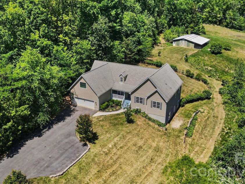 826 Deer Path Place, Mooresville, NC 28115.  MLS# CAR4284866, YatesRealty ID 15007. 