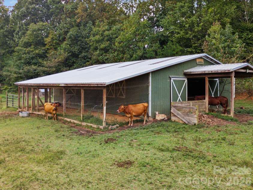 826 Deer Path Place, Mooresville, NC 28115.  MLS# CAR4284866, YatesRealty ID 15007. 